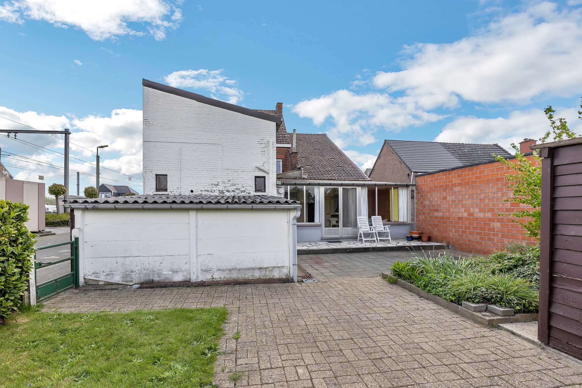 Handelspand met woonst te koop centraal te Galmaarden - foto 5