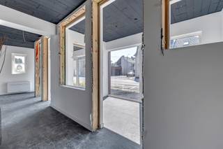 Voor meer info of een bezoek, bel 054 69 39 31 - Op een gunstige locatie nabij het centrum van Liedekerke bevindt zich dit gelijkvloers...