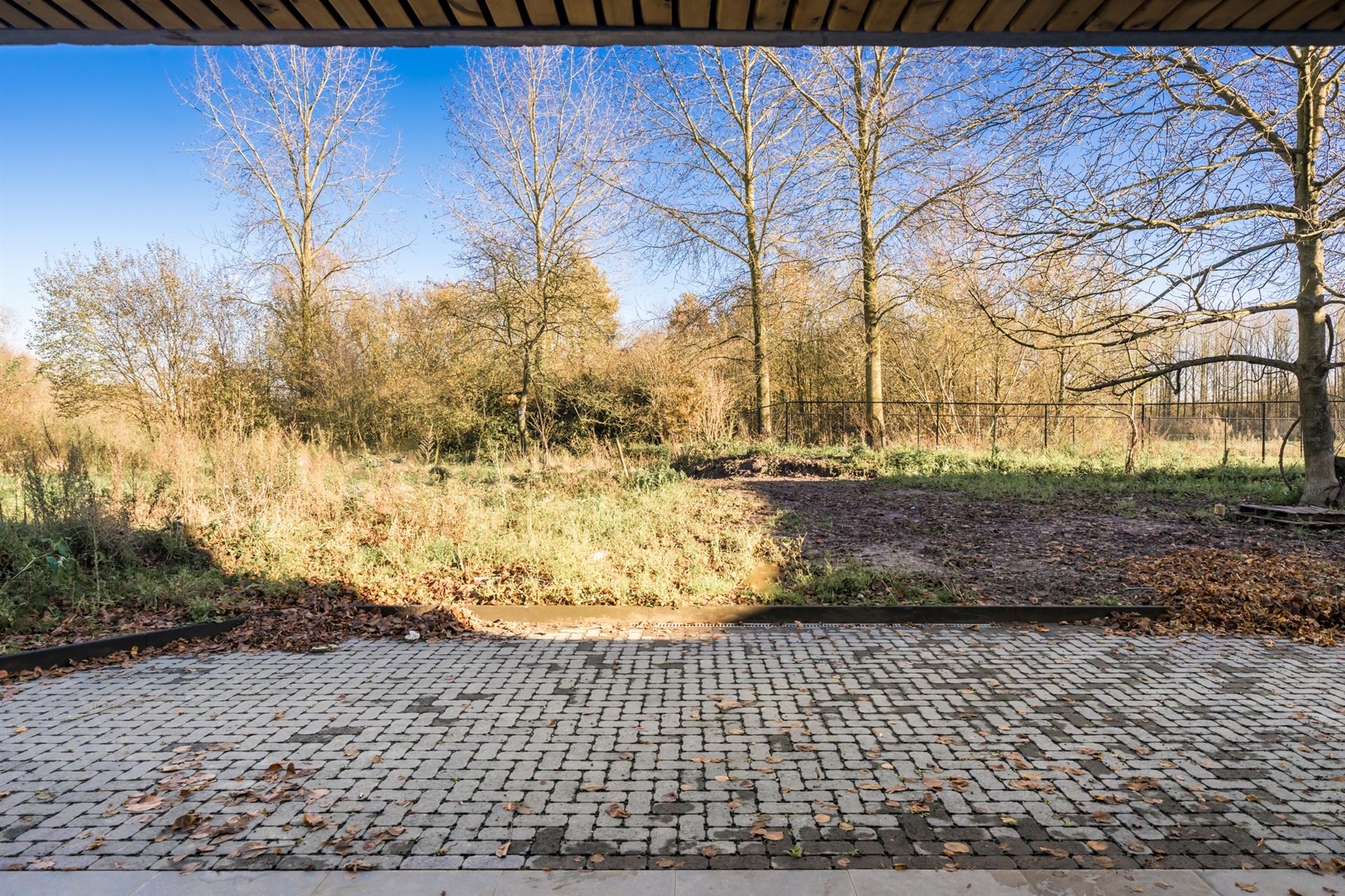 PRACHTIGE HALFOPEN NIEUWBOUWWONING met 3 / 4  slaapkamers en mogelijkheid om Privé met Professioneel te combineren (verkoop met registratierechten!) - foto 4