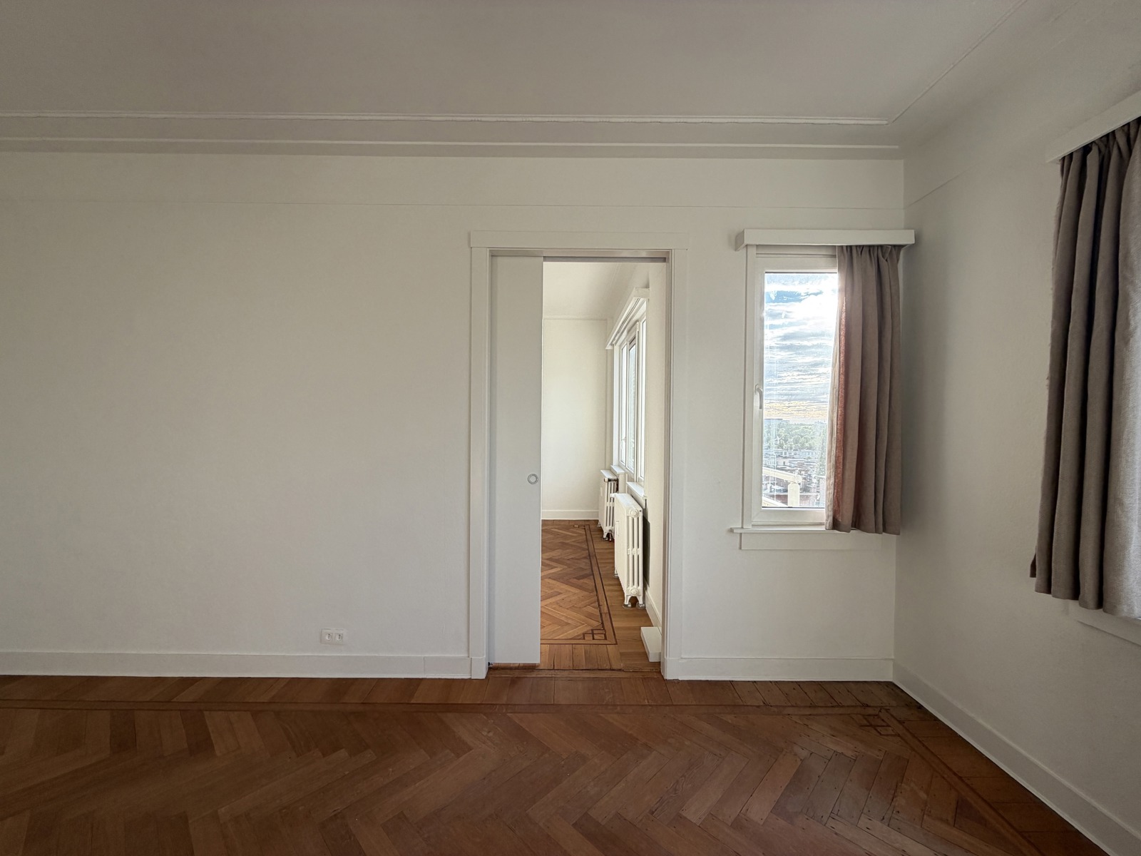 2 slaapkamer appartement met uitzicht over heel Antwerpen - foto 4
