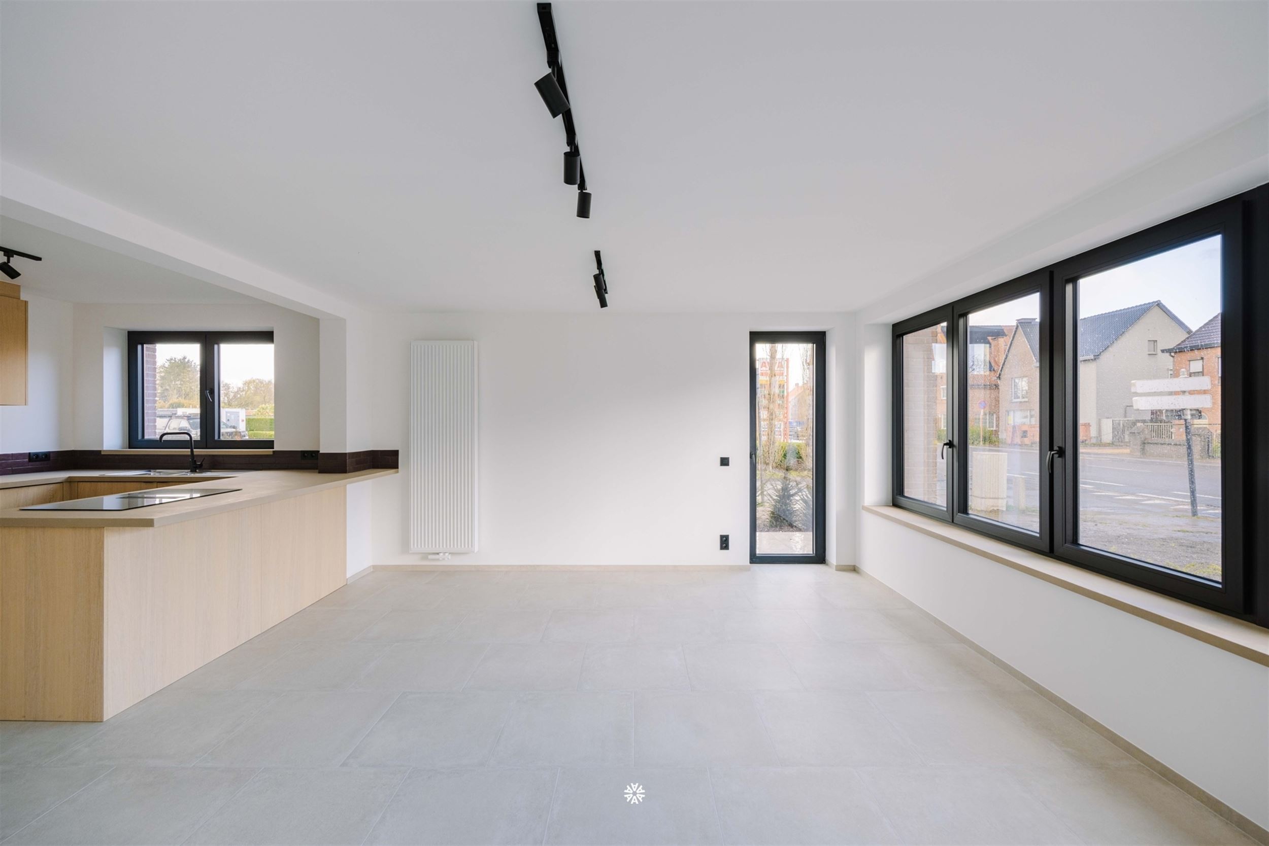 Appartement rénové à la perfection avec jardin - photo 2