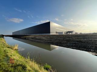 Logistieke toplocatie te huur – nieuwbouwmagazijn van 10.000m² tot 25.000m² nabij R4 in Evergem.Deze uitstekend gelegen logistieke site bevindt zich...