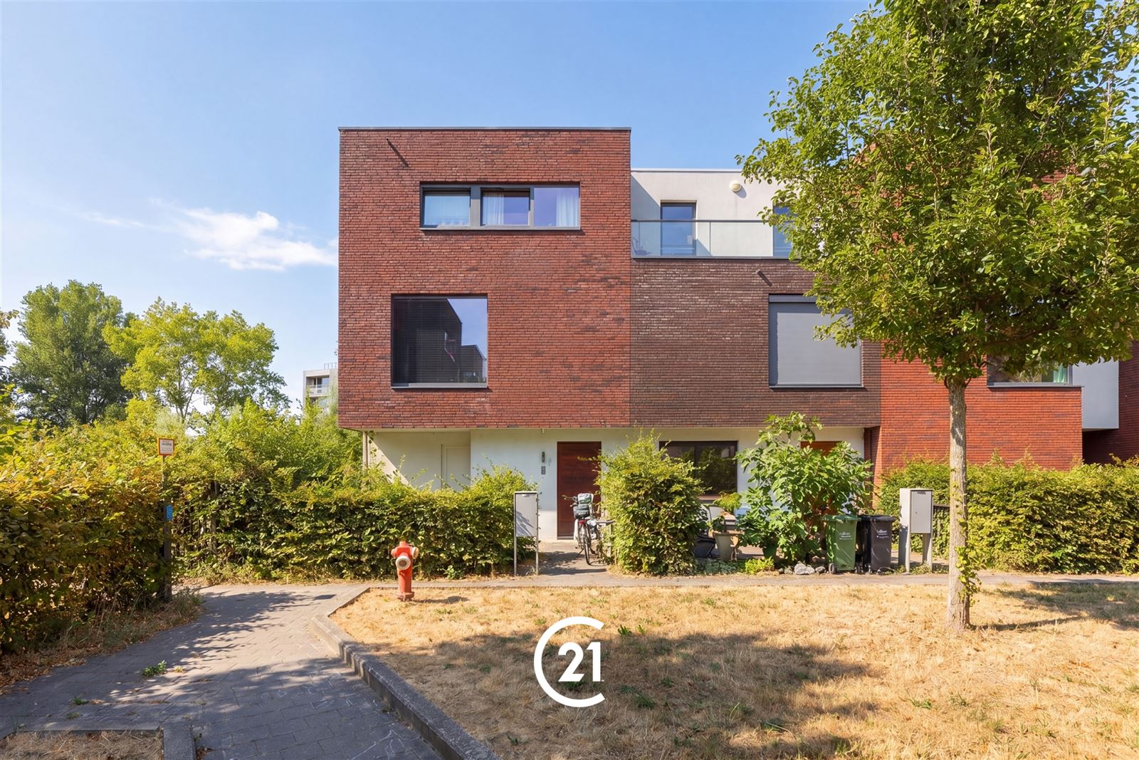 Instapklare woning met tuin op toplocatie in Gent. - foto 2