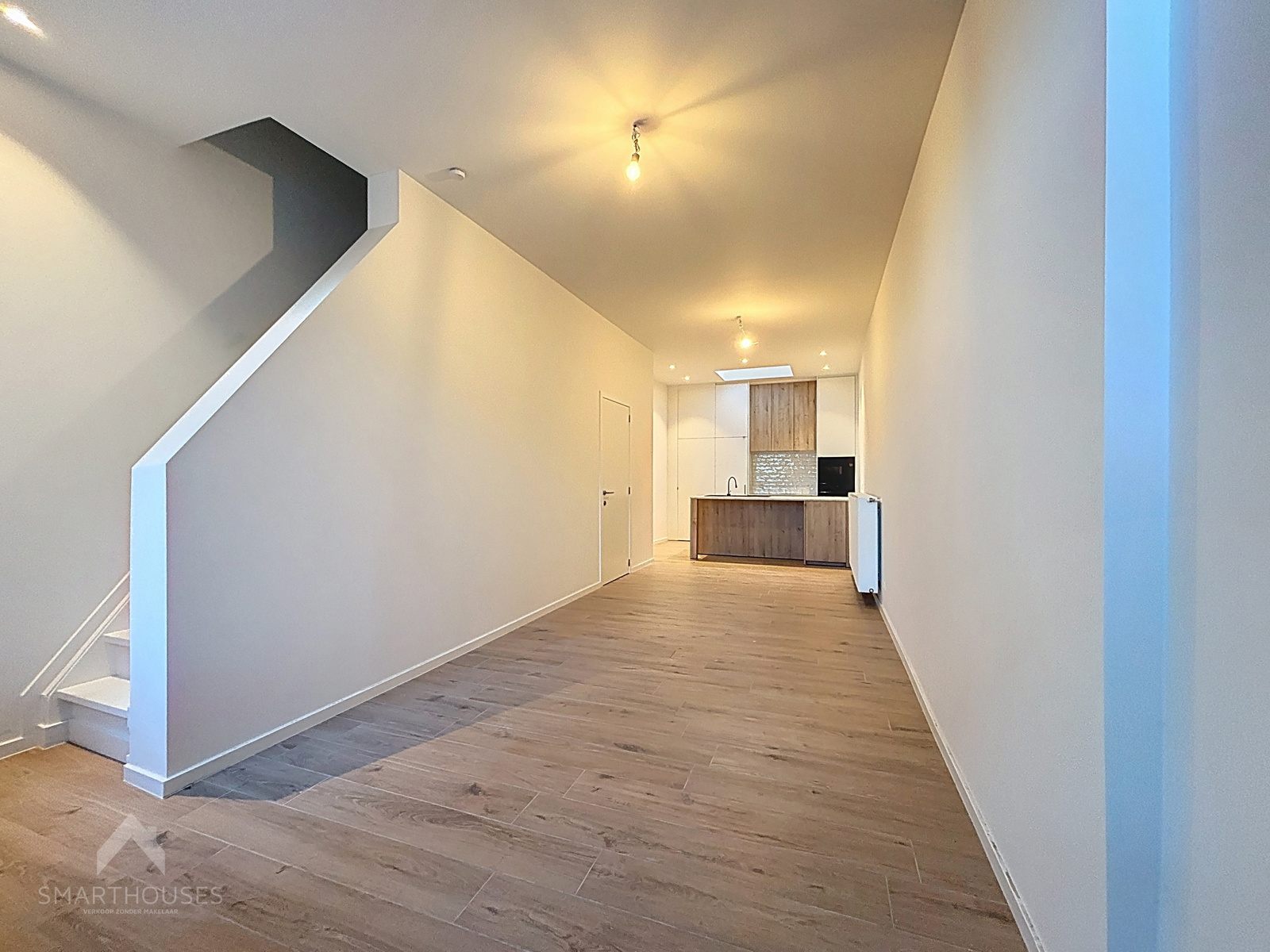 Volledig gerenoveerde woning met 3 slaapkamers - foto 4