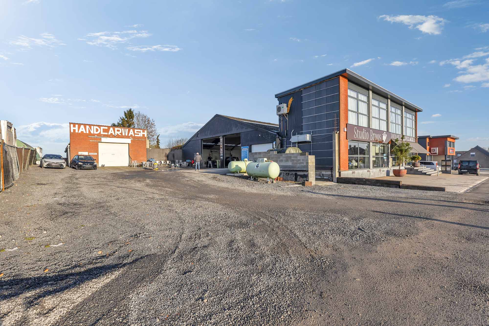 Commercial for sale in Ninove with 9 bedrooms - photo 3