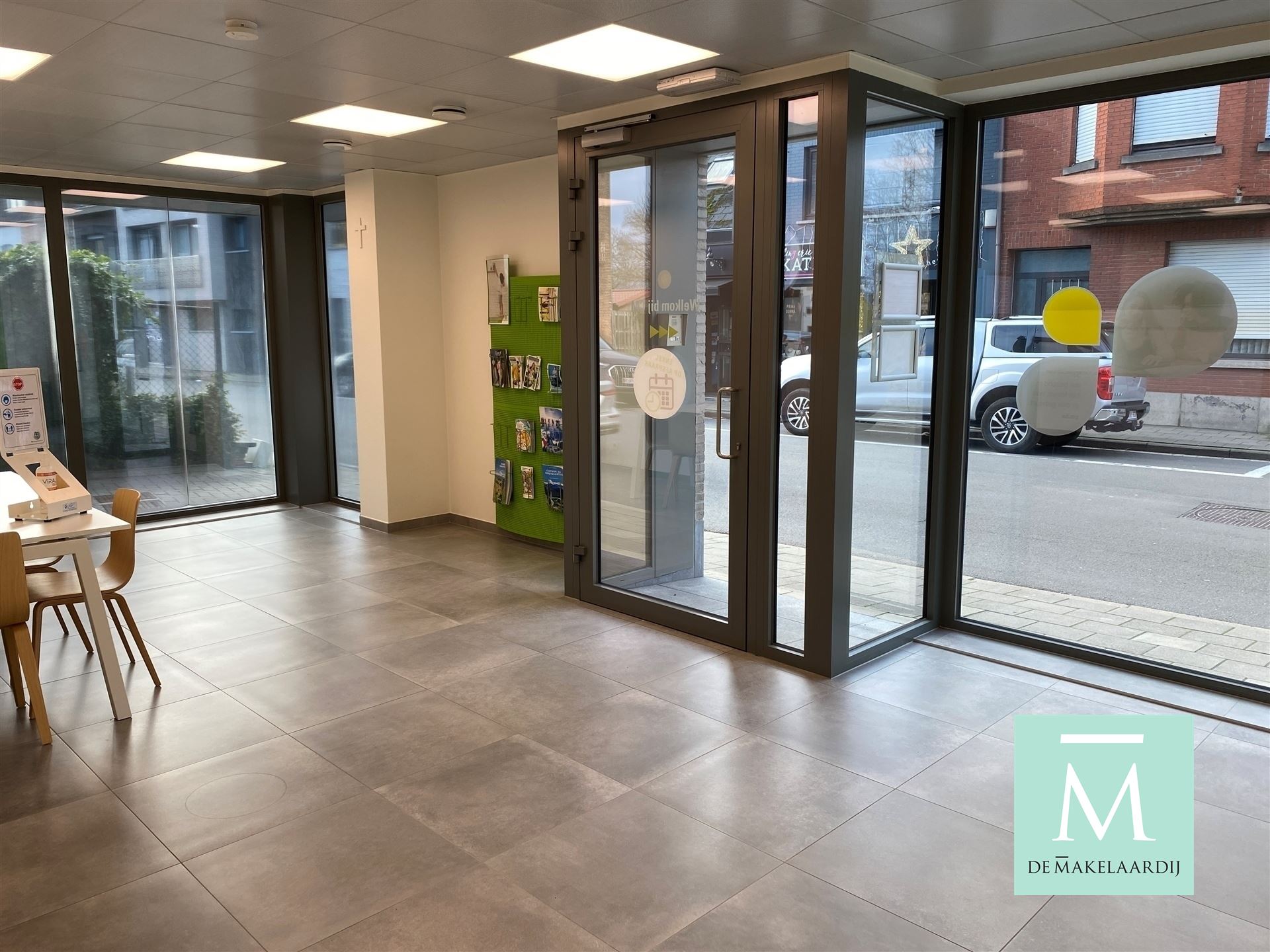 Uitstekend gelegen kantoor/handelspand in het centrum van St-Katelijne-Waver - foto 4