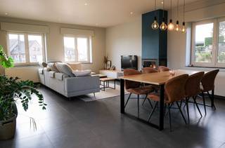 Instapklare gezinswoning met XL-garage!✅ Uniek: Garage van 63m² + 17m² berging – ideaal voor zelfstandigen of hobbyisten!✅ Toplocatie: vlotte...