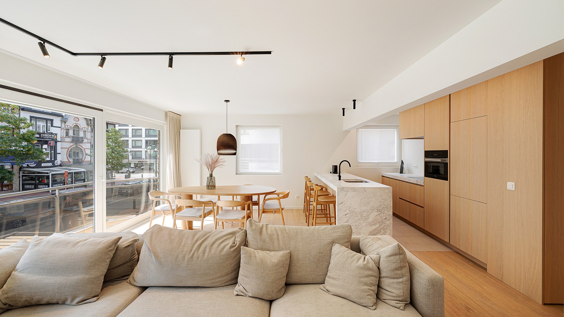 Appartement spacieux et luxueux situé sur l'Avenue Lippens - photo 2