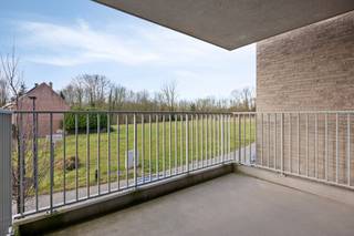 Instapklare studio op toplocatie met terras Deze recente en perfect onderhouden studio is een echte buitenkans op een uitstekende ligging. De...