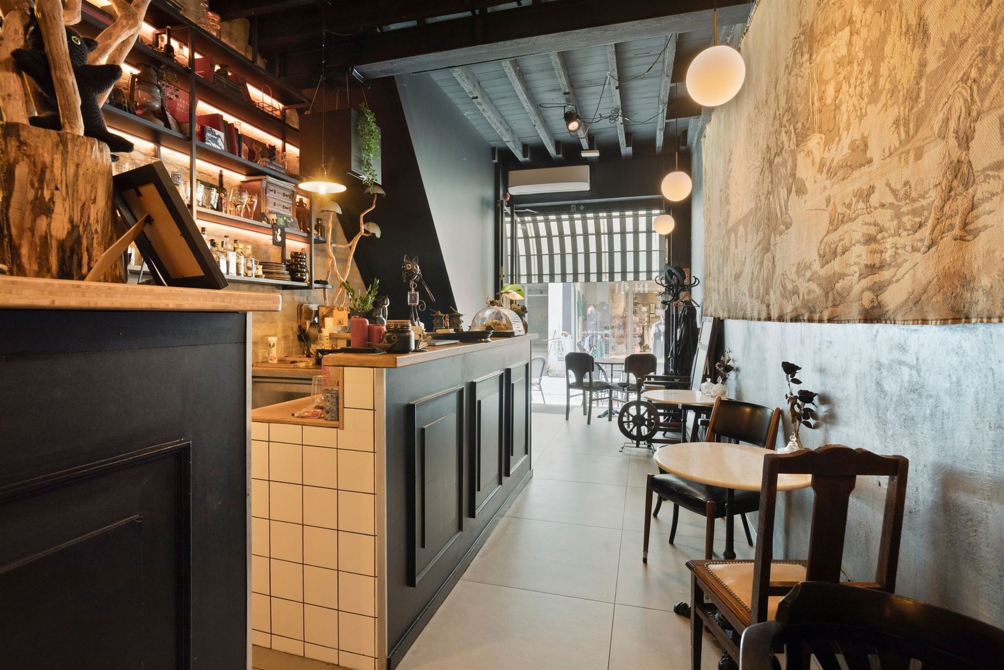 Uitzonderlijk goed gelegen handelshuis(nr 15&15a) in het centrum van Mechelen - foto 4