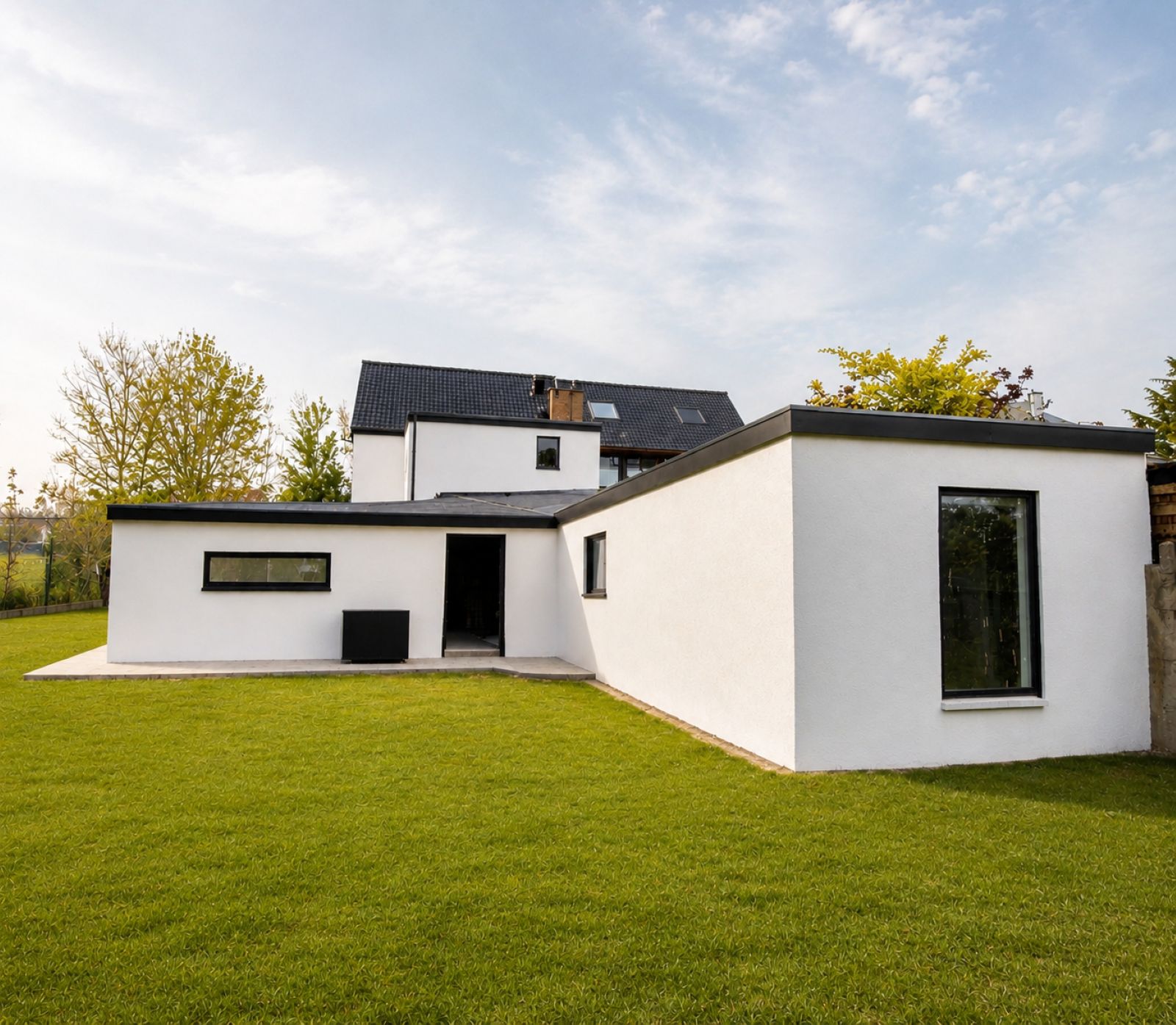 Fully Renovated Home with Large Garden in Nerem - photo 5