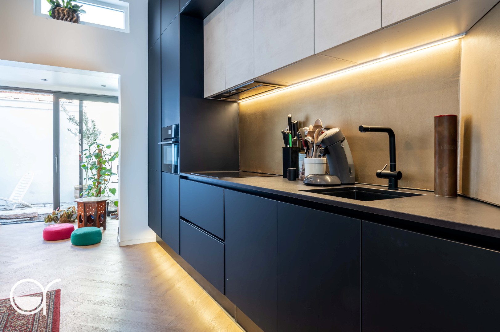 Volledig gerenoveerde woning gelegen aan het klein begijnhof. - foto 3