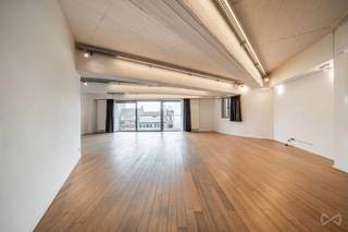 Tel.: +32.475.71.63.52 // E-mail: matthieu.goffin@weinvest.beWe Invest presenteert met trots dit prachtige appartement met 3 slaapkamers, gelegen aan...