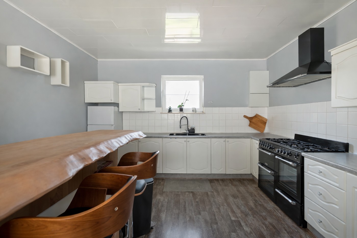 Praktijkruimte/winkel met bovenliggend duplex-appartement in het centrum van Berendrecht - foto 5