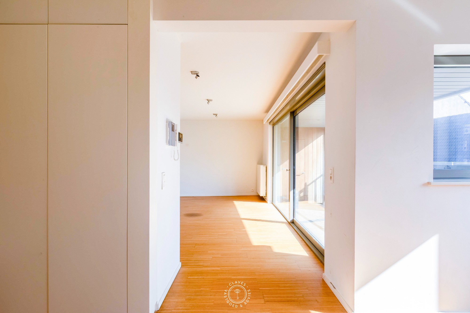 Centraal gelegen appartement met zonnig terras - foto 4