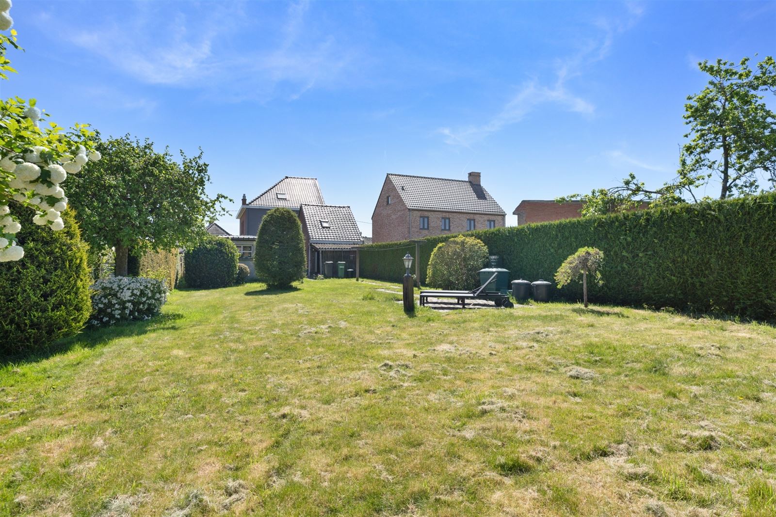 House - photo 2