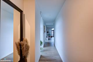 RIANT, INSTAPKLAAR DUPLEXAPPARTEMENT MET 2 SLAAPKAMERS EN 2 AUTOSTAANPLAATSEN IN MOELINGEN***Bekijkt U deze woning via een aanverwante website? Surf...