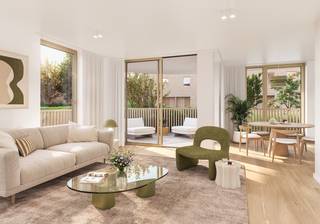 <strong>Ruim 2-slaapkamerappartement met twee terrassen nabij de Spuikom in Bredene</strong><br />Dit ruime 2-slaapkamerappartement in Nordee biedt een comfortabele woonoppervlakte van ca. 91,5 m² bruto en is ontworpen voor wie graag praktisch én aangenaam woont. De indeling voorziet in een inkomhal, lichtrijke leefruimte met open keuken, twee slaapkamers, badkamer, berging en twee terrassen.<br /><br />De leefruimte vormt het hart van het appartement en sluit aan op een terras van ca. 7,3 m². Daarnaast beschikt de unit over een tweede terras van ca. 4,5 m², waardoor je op verschillende momenten van de dag van buitenruimte kunt genieten. De combinatie van twee slaapkamers, een ruime leefzone en extra bergruimte maakt dit appartement geschikt voor zowel vaste bewoning, tweede verblijf als investering.<br /><br />In Nordee woon je in een nieuwe, groene woonbuurt vlak bij de Spuikom. De autoluwe parktuin, de hedendaagse architectuur en de duurzame energievoorzieningen zorgen voor een aangename en toekomstgerichte woonervaring. Winkels, horeca, wandelmogelijkheden en de kust bevinden zich in de nabije omgeving.<br /><br />Benieuwd naar de beschikbare units, plannen en prijzen? Bezoek nordee.be en ontdek jouw nieuwe thuis in Nordee.