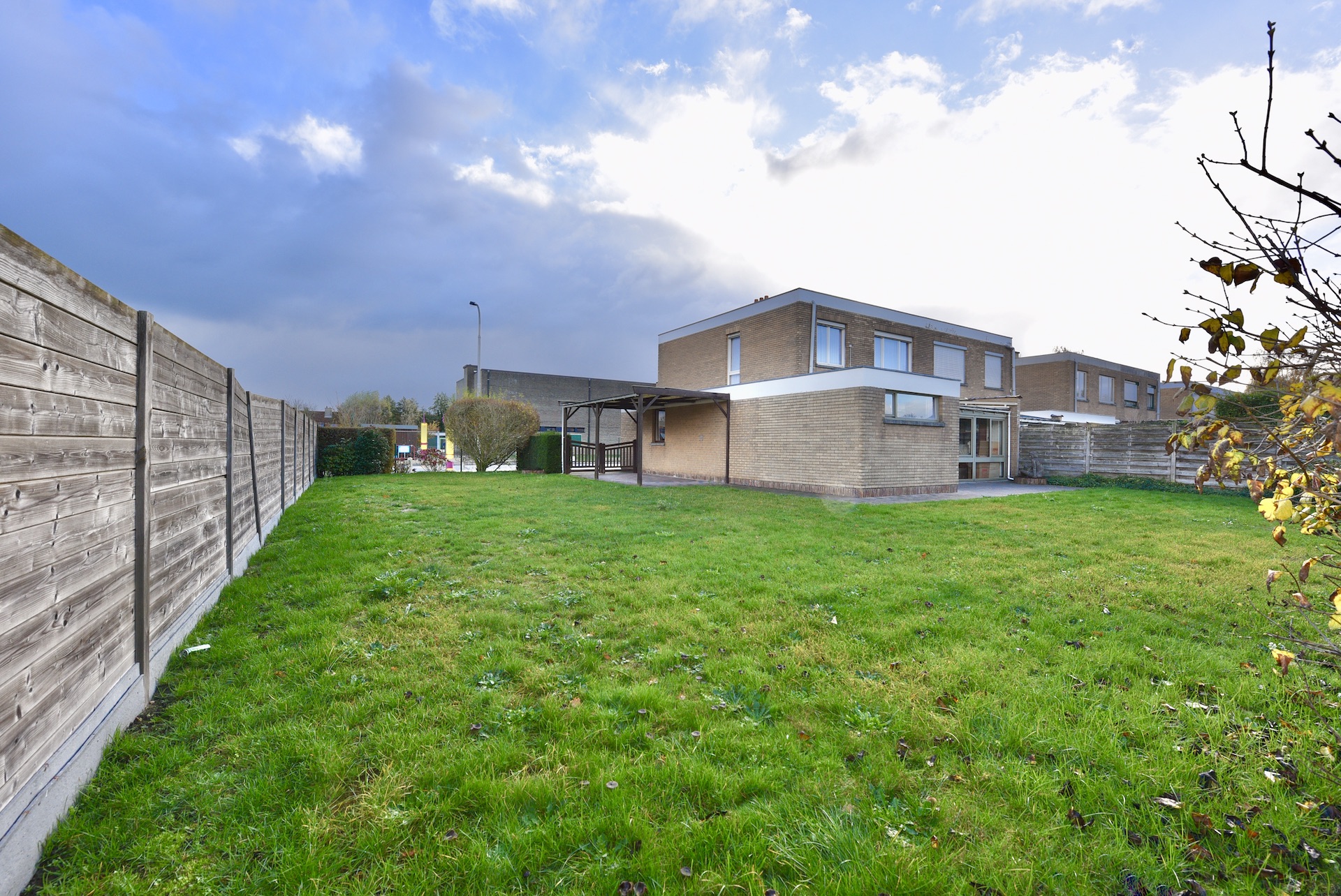 Woning nabij centrum Eeklo met 3 slpk en grote tuin voor 279.000 EUR - foto 3