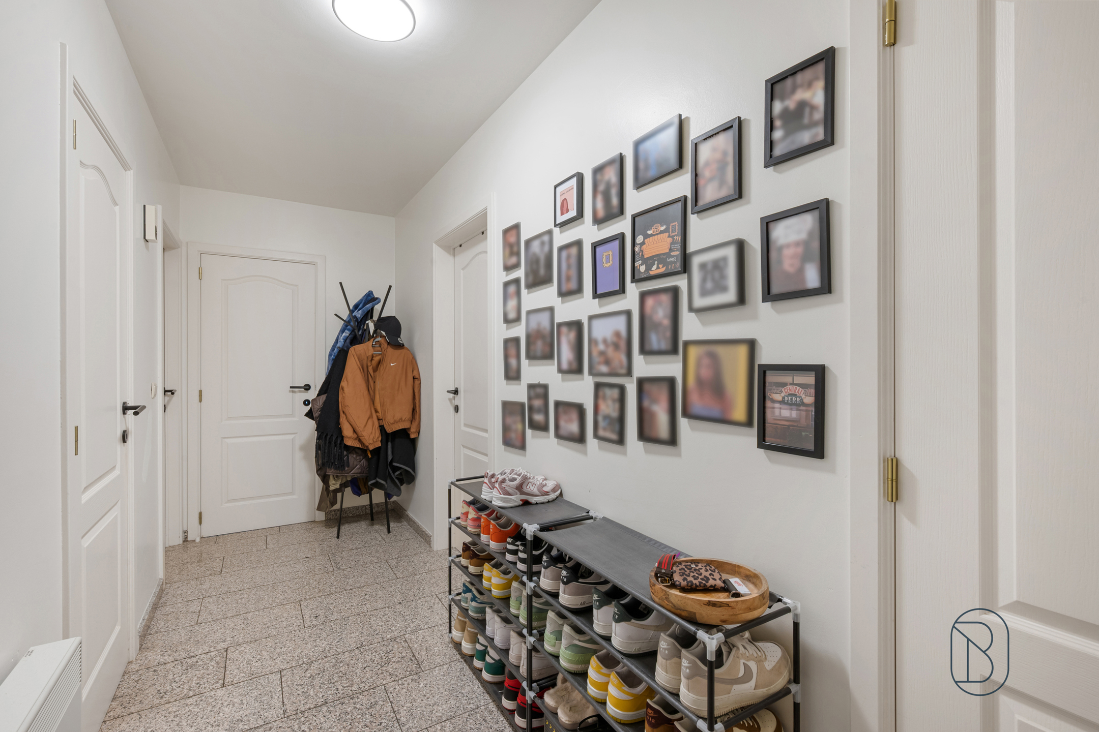 Ruim gelijkvloers appartement met 2 slaapkamers en terras! - foto 5