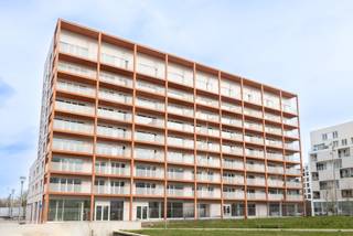 ANDERLECHT, dichtbij openbaar vervoer en winkels, prachtig appartement met 1 slaapkamer van ± 65m² gelegen op de 8e verdieping van een nieuw...