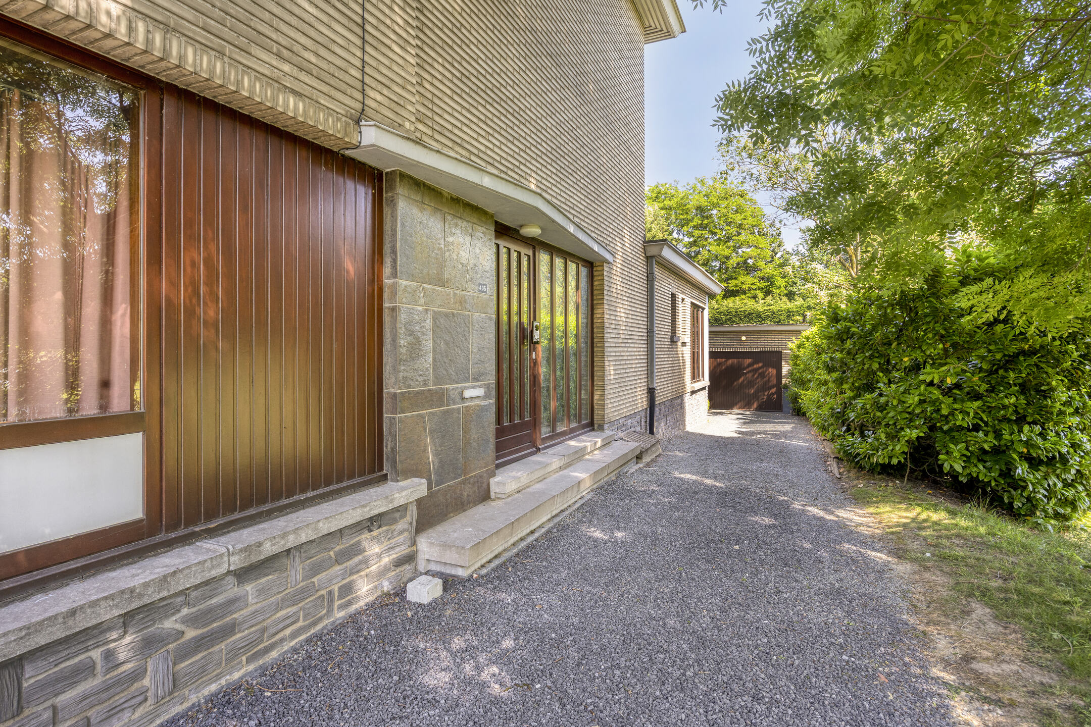 Halfopen woning met ruime garage en uitbreidingspotentieel - foto 4