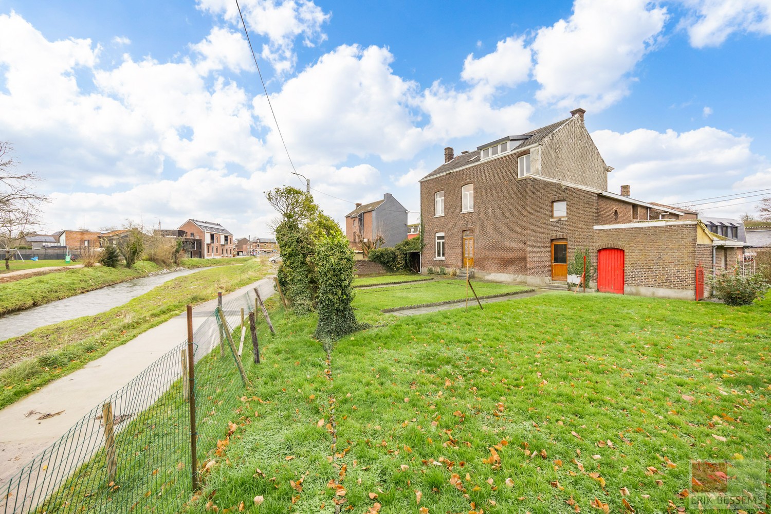 Huis te koop in Sint-Martens-Voeren met 5 slaapkamers - foto 5