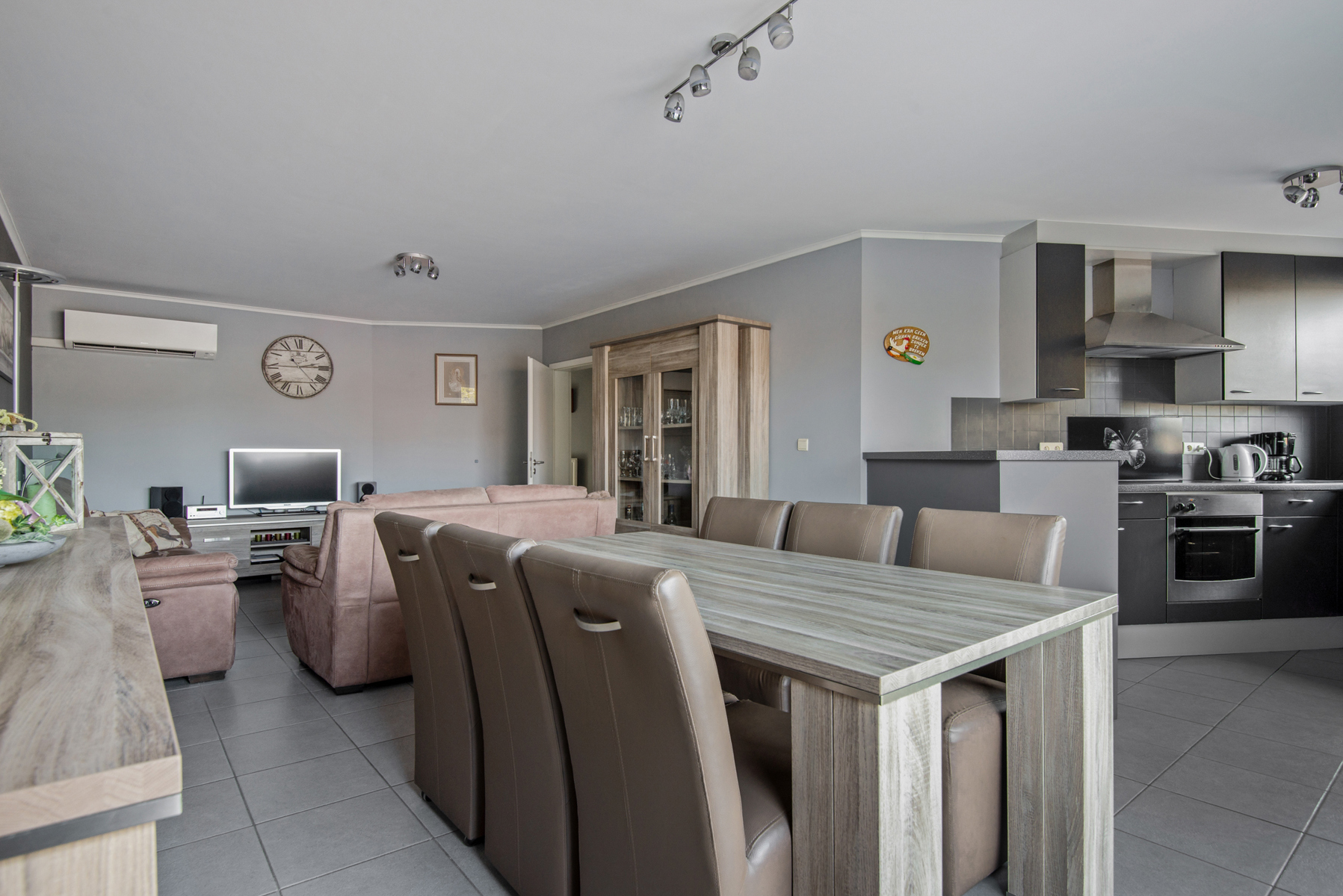 Instapklaar 2 slpk app op centrale ligging - foto 2