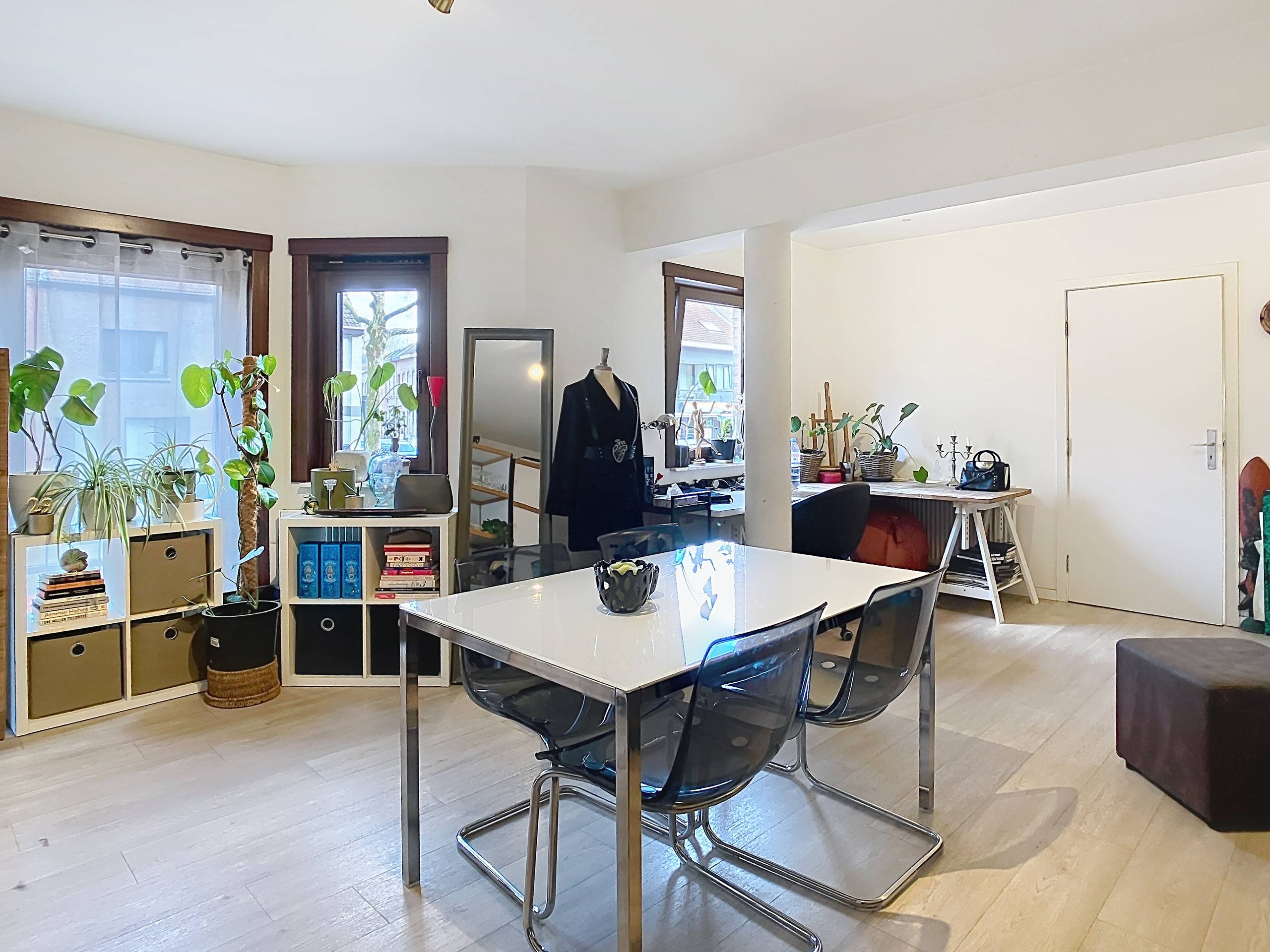 Spacious 2 bedroom apartment in Leuven city centre - photo 4