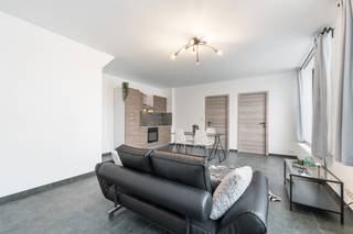 [[ DIT PAND NEEMT DEEL AAN DE ERA OPEN HUIZEN DAG OP 14/3 VAN 16:00 TOT 17:00 ]]Te koop: instapklaar halfopen appartement in Buggenhout, gelegen op...