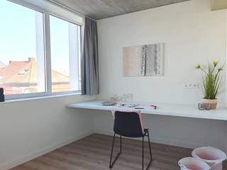STUDENTENKAMER OP MAAT VAN JOUW STUDENTENLEVEN Op het bruisende Sint-Amandsplein te Kortrijk treffen wij residentie Amand 47 aan. In de directe...