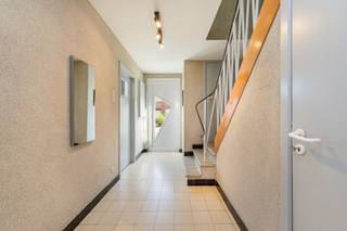 GEZELLIGE RIJWONING MET 3 SLAAPKAMERS, BUITENBERGING EN WESTELIJK GERICHTE TUIN TE GENK (KOLDERBOS)Op zoek naar een gezellige woning waar je meteen...