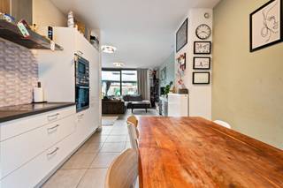 Discover this charming and spacious home located in the pleasant city of Turnhout. This move-in-ready property combines comfort, space, and a...