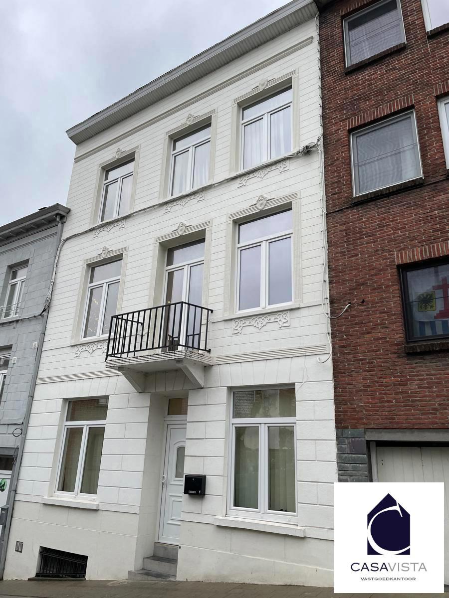 GEZELLIGE STADSWONING MET DAKTERRAS - foto 1