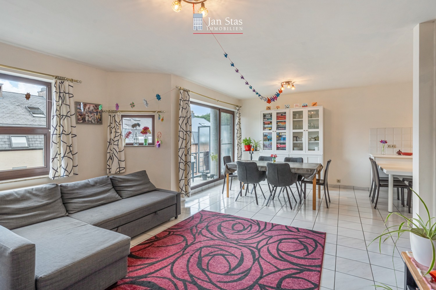 Goed gelegen appartement met 2 slaapkamers, een terras en een garagebox te Kessel-Lo! - foto 4