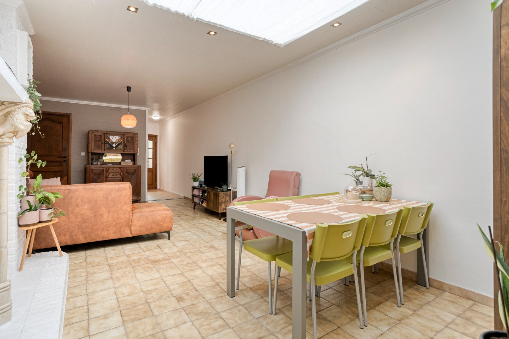 Instapklare starterswoning met 3 slaapkamers en tuin! - foto 3