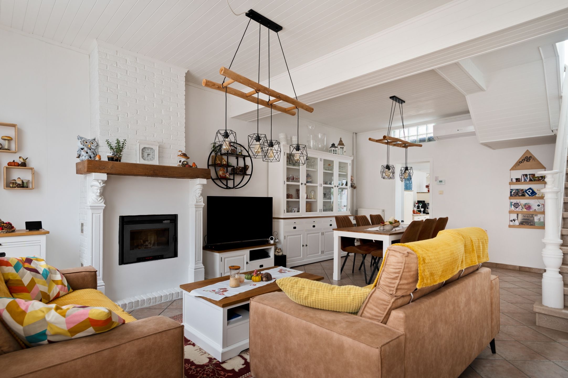 Charmant wonen met verrassend veel ruimte en comfort in hartje Kapellen - foto 4