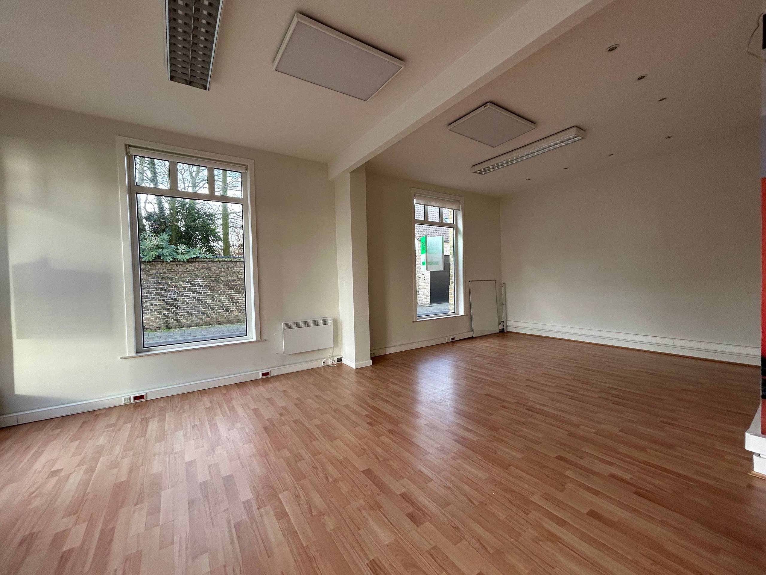 Commercial for rent in Diksmuide - photo 4