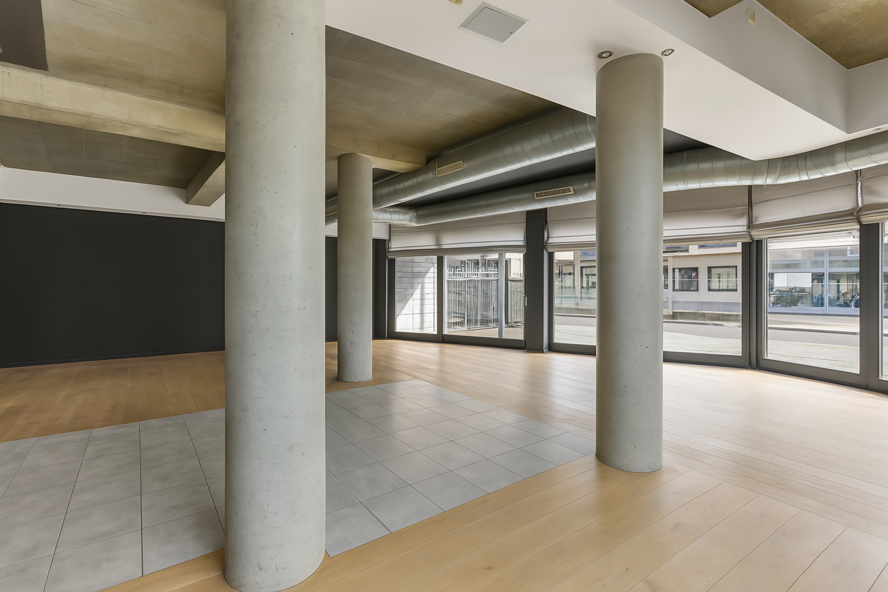 Commercial for sale in Koksijde - photo 1