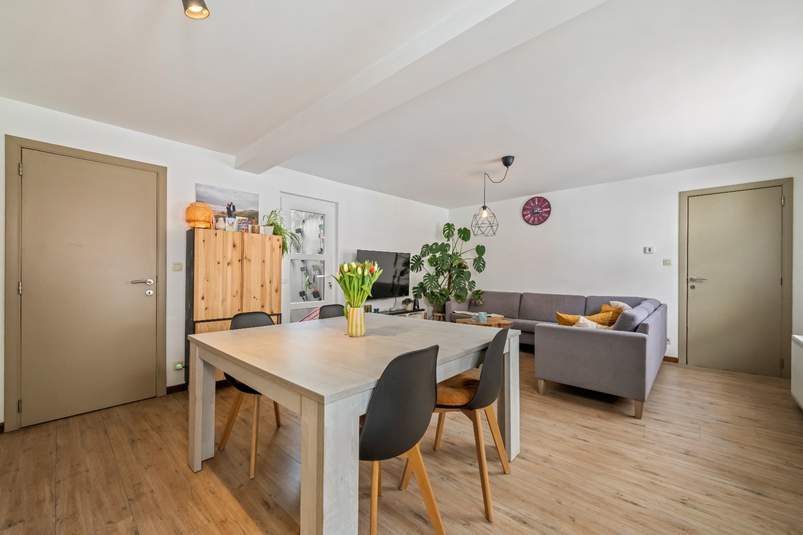 Instapklaar halfopen woonhuis - foto 5