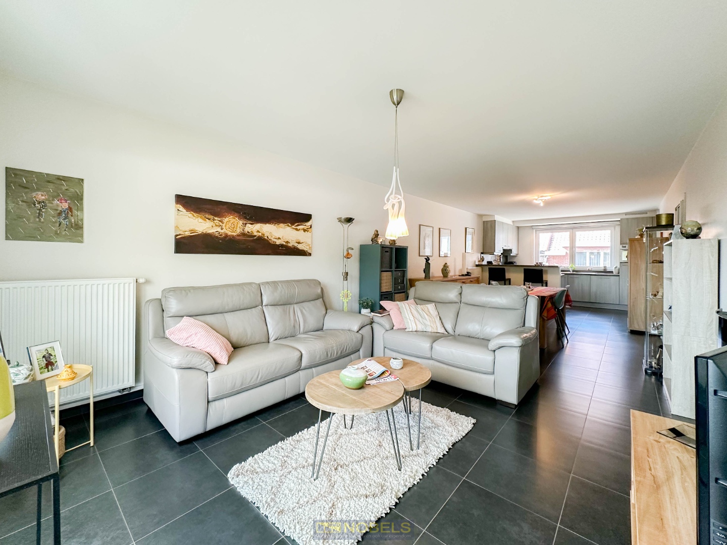 Te koop, instapklaar appartement met terras en garage te Sint-Niklaas - photo 4