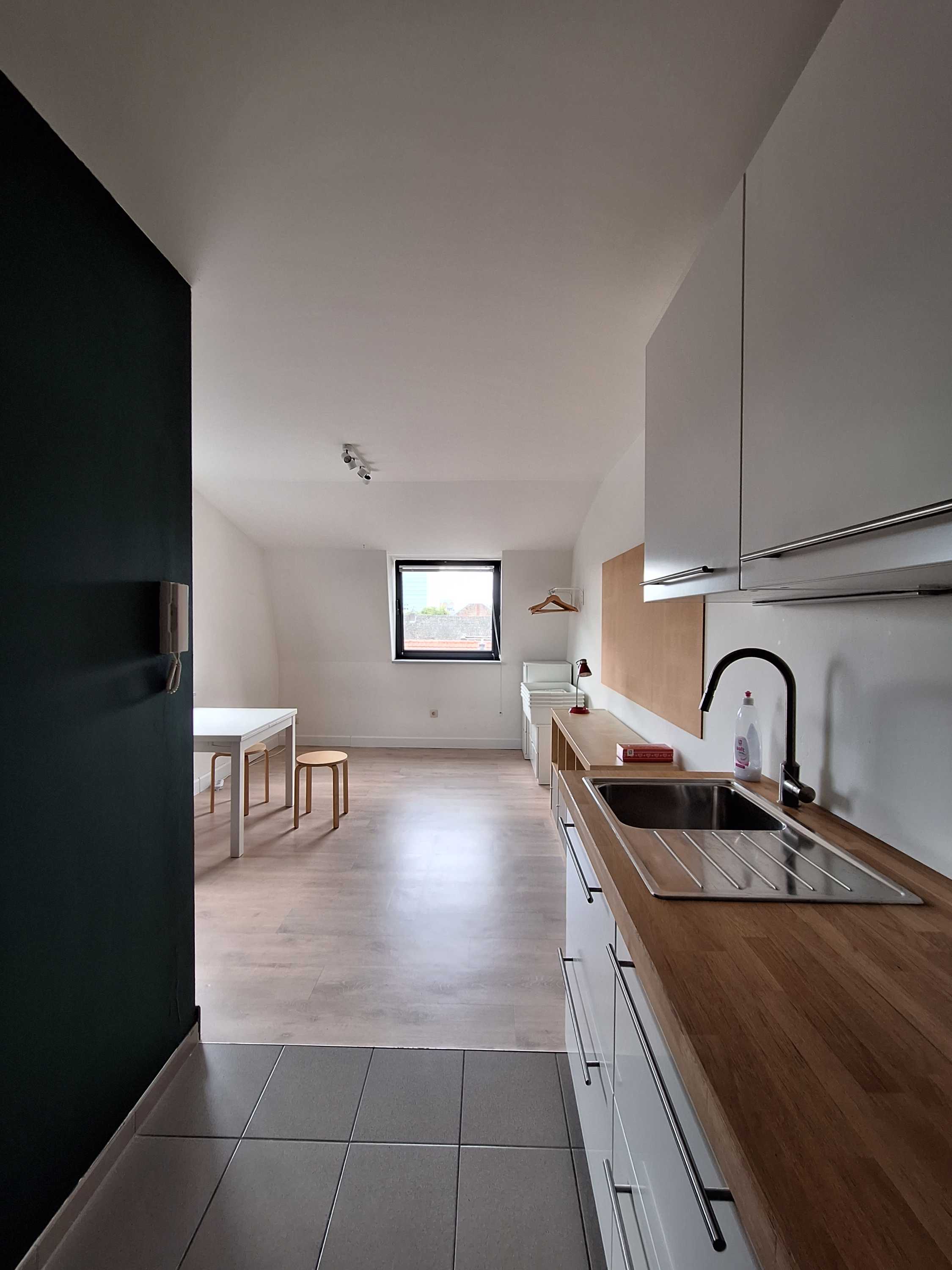 Appartement te koop in Antwerpen met 1 slaapkamer - foto 2