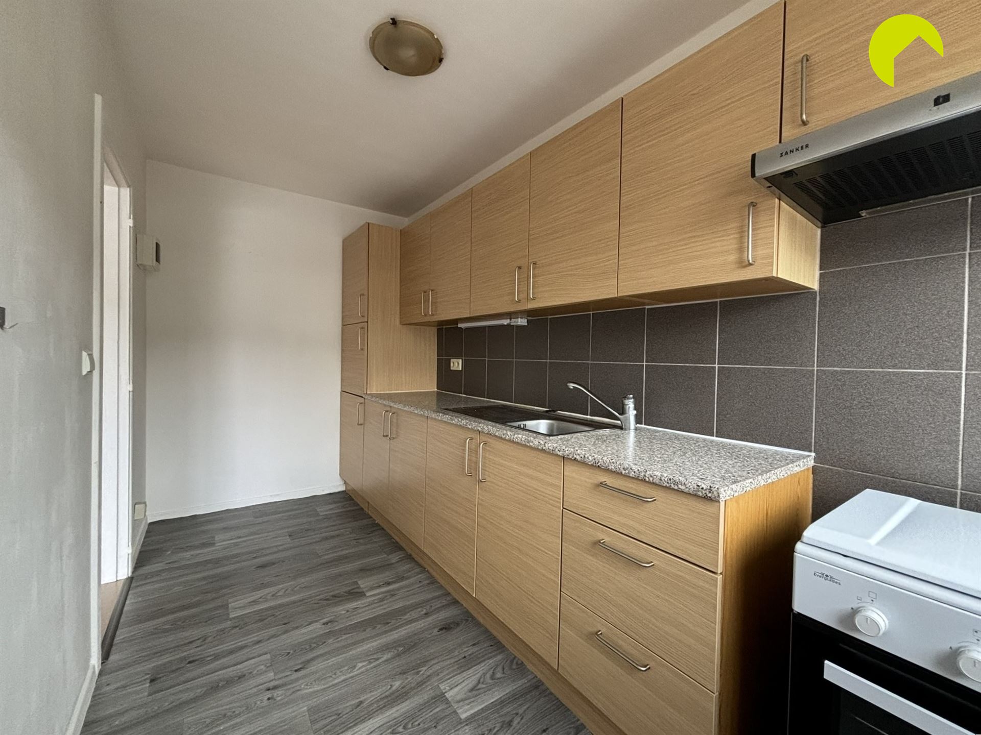 Instapklaar appartement met 2 slaapkamers! - foto 3