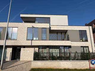 Er is een bezoekmoment voorzien op 26/01/2026, u kan u afspraak zelfstandig inboeken op www.woonkantoor.be.Duplexappartement met 2 slaapkamers in...