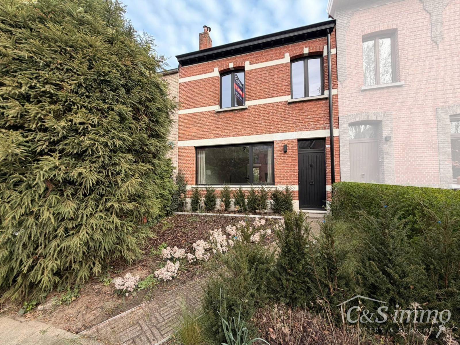 Stijlvolle gerenoveerde woning met 3 slaapkamers en tuin - foto 5