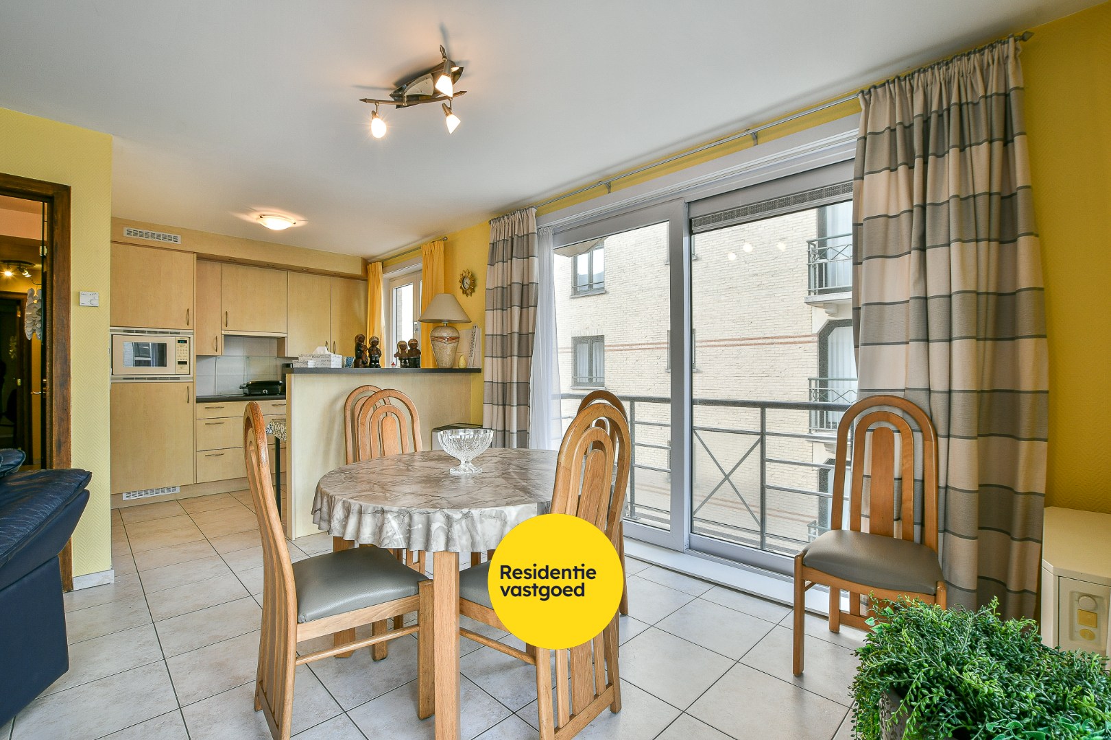 Appartement met 2 slaapkamers op wandelafstand van strand en zee te Wenduine - foto 2