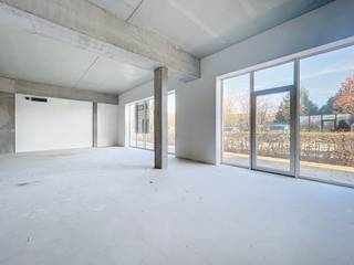 Ces nouvelles propriétés commerciales à vendre ont un emplacement commercial de premier plan dans le centre de Lokeren et bénéficient d'un...