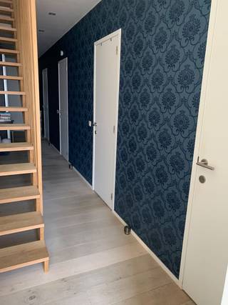 Instapklare woning met 3 slpks op toplocatie (In optie)Deze gerenoveerde en energiezuinige woning is gelegen op een toplocatie aan de rand van het...