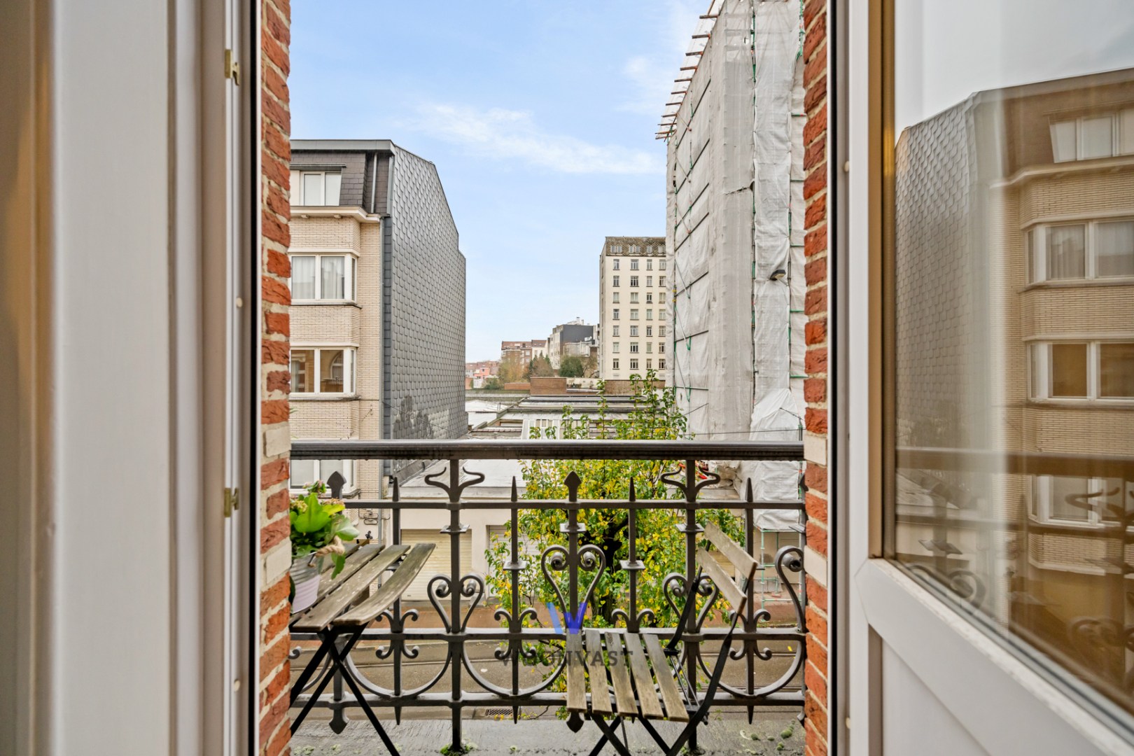 Charming apartment in the heart of the Montgomery district - photo 3