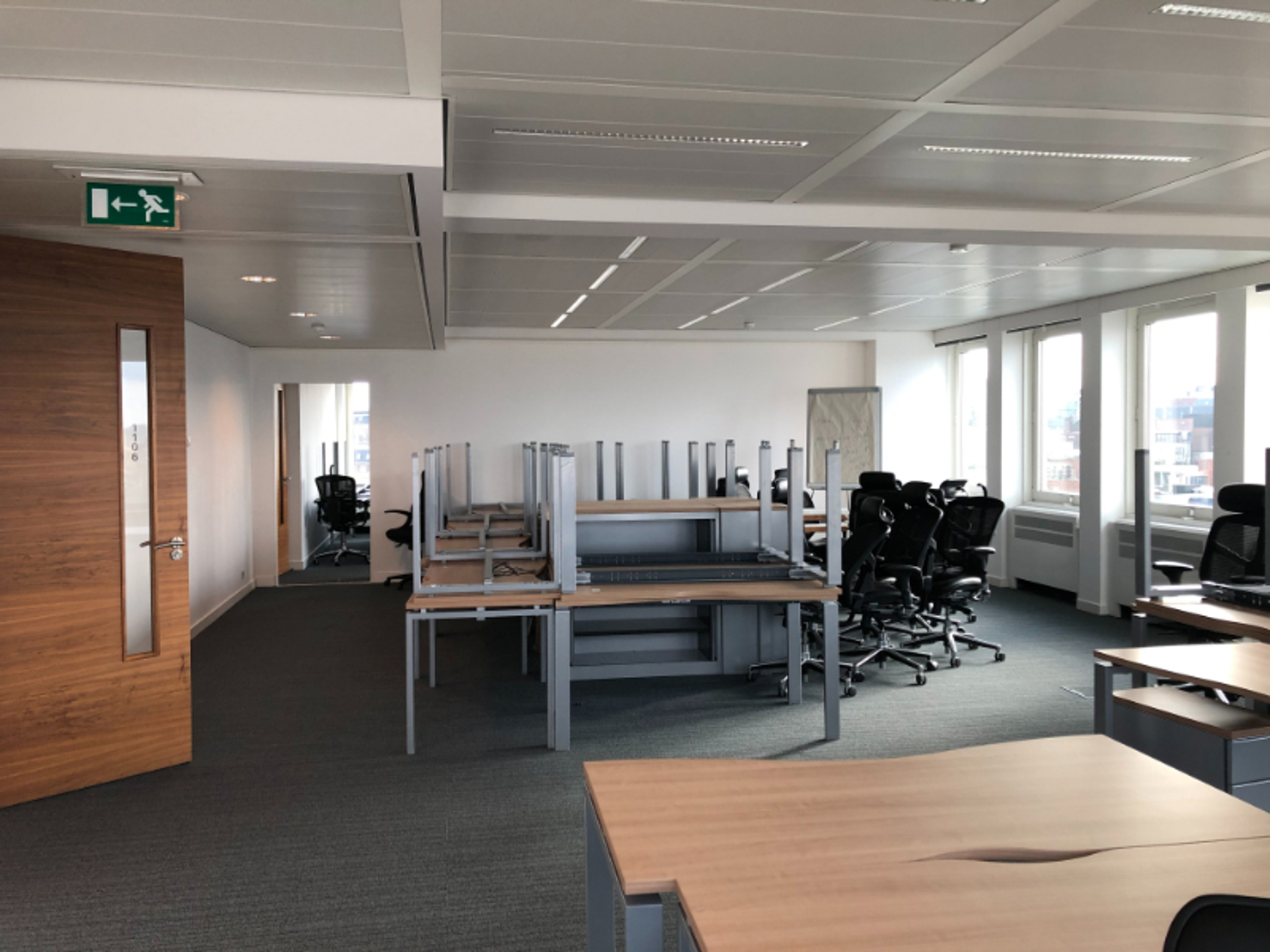 Kantoren te huur  311 m² ! - foto 4